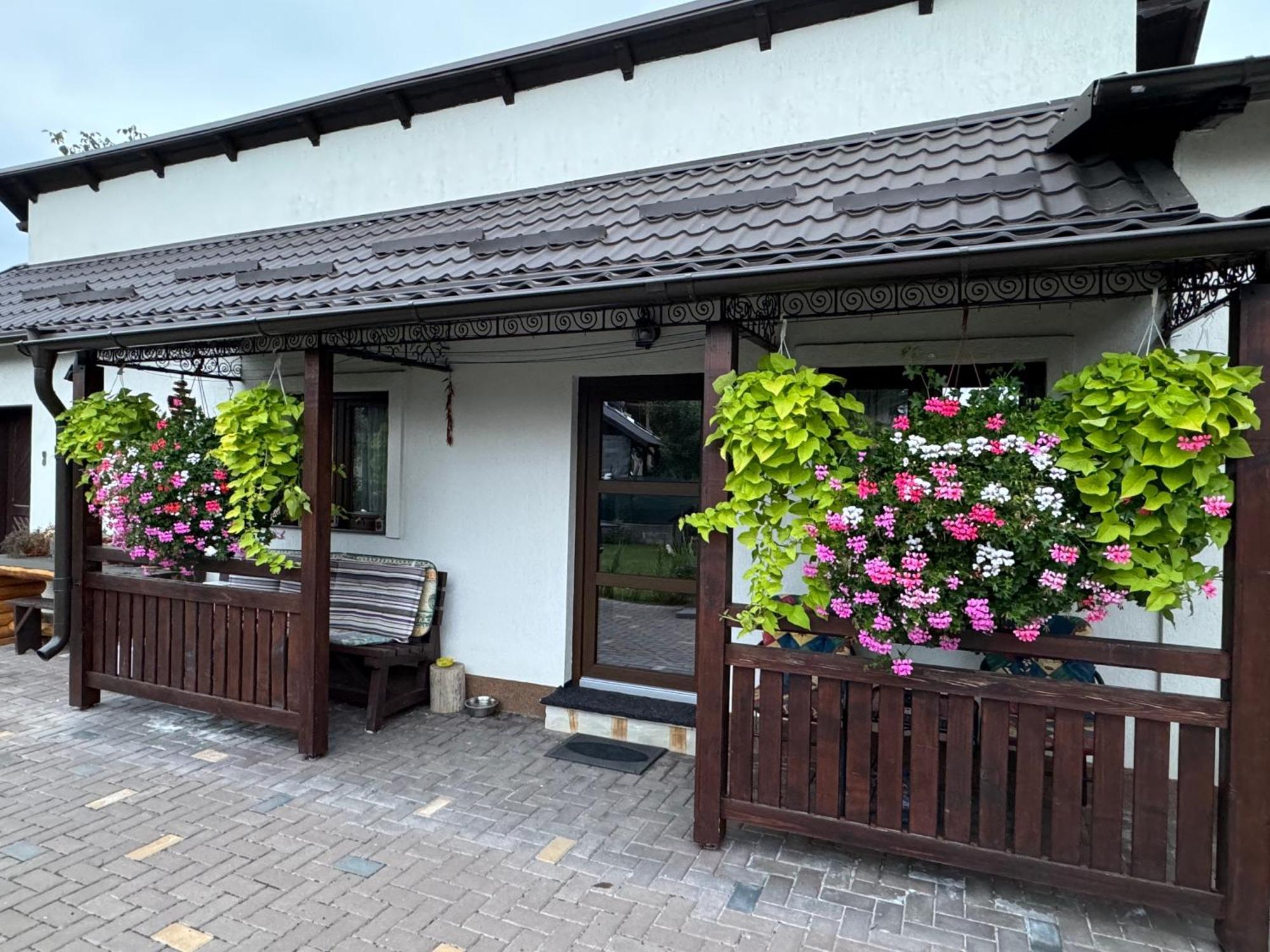 R&B Guest House Câmpulung Moldovenesc Εξωτερικό φωτογραφία